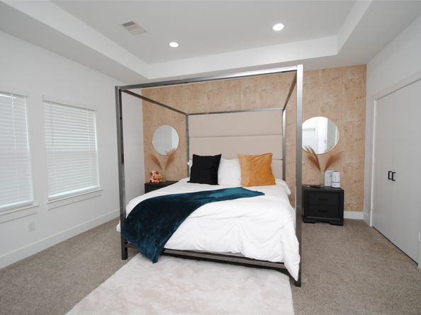 4523 Sunflower Street, Houston TX 77051