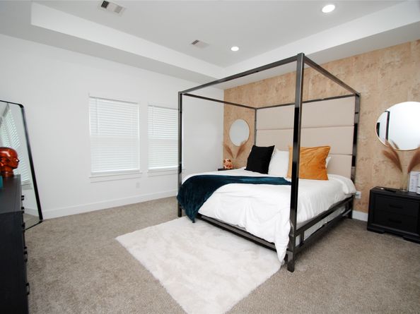 4523 Sunflower Street, Houston TX 77051