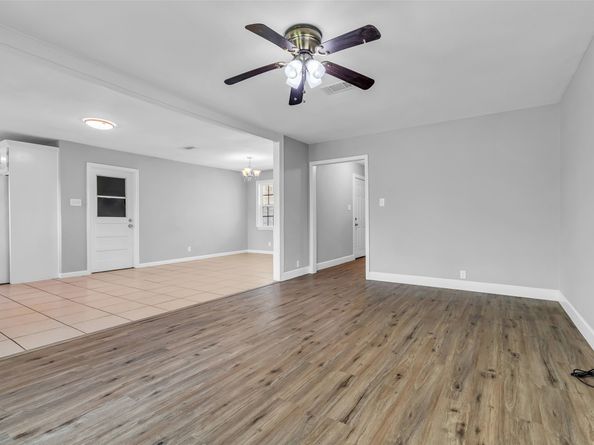 13206 Hollypark Drive, Houston TX 77015