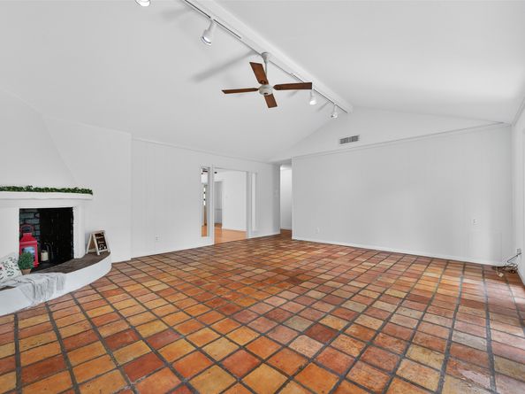 6003 Benning Drive, Houston TX 77096