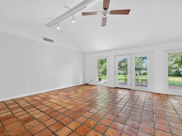 6003 Benning Drive, Houston TX 77096