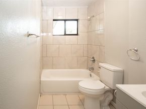 10902 Mosscrest Drive, Houston TX 77048