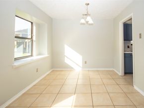 10902 Mosscrest Drive, Houston TX 77048