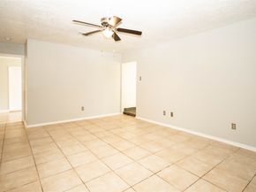 10902 Mosscrest Drive, Houston TX 77048