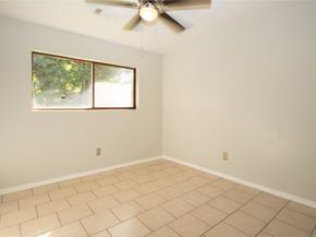 10902 Mosscrest Drive, Houston TX 77048