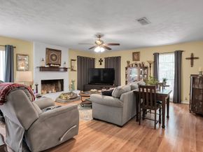 20 Little John Lane, Conroe TX 77301