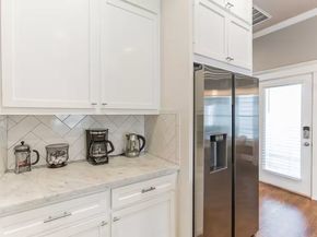 1006 Enid Street B, Houston TX 77009