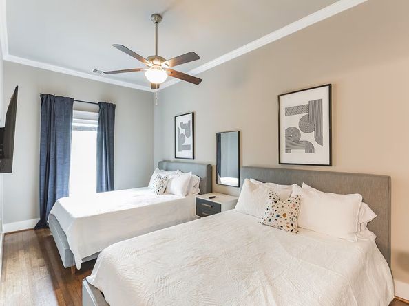 1006 Enid Street B, Houston TX 77009