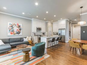 1006 Enid Street B, Houston TX 77009