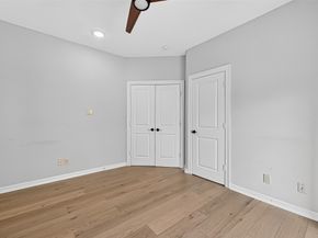 2731 Stuart Manor, Houston TX 77082