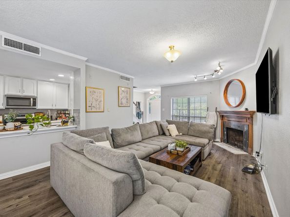 7350 Kirby Drive 6, Houston TX 77030