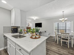 7350 Kirby Drive 6, Houston TX 77030