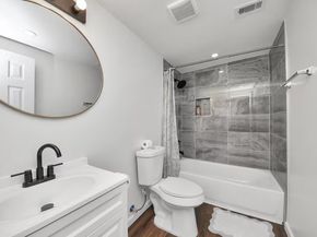 2002 Rosewood Street, Houston TX 77004