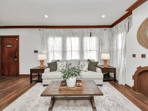 2002 Rosewood Street, Houston TX 77004