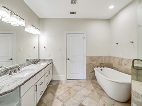 5526 Darling Street C, Houston TX 77007