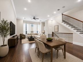 5526 Darling Street C, Houston TX 77007