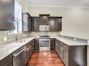 5526 Darling Street C, Houston TX 77007