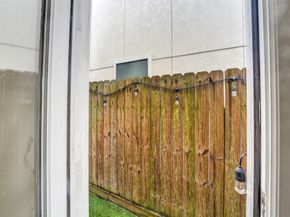 5526 Darling Street C, Houston TX 77007