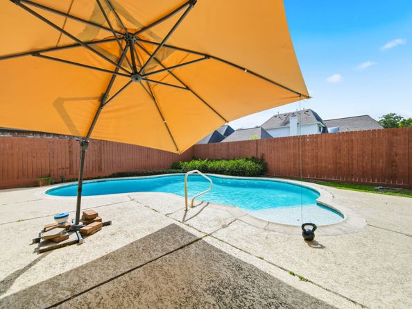 918 Daria Drive, Houston TX 77079