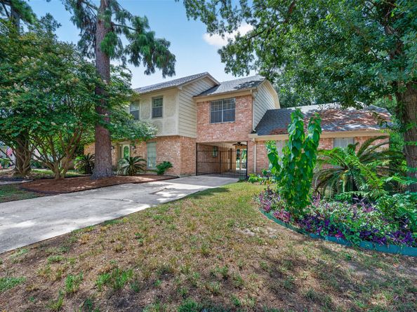 810 Marne Lane, Houston TX 77090