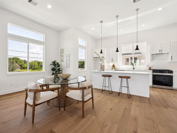 2806 Mills Street, Houston TX 77026