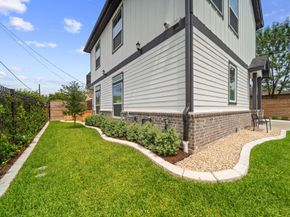 120 Adams Street, Houston TX 77011