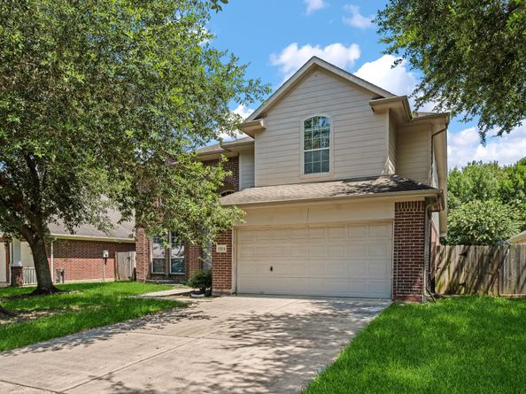 15214 Sky Brook Lane, Houston TX 77044