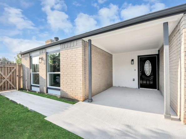 4222 Alief Village Drive, Houston TX 77072