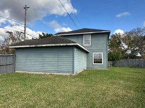 8404 Leander Street, Houston TX 77012
