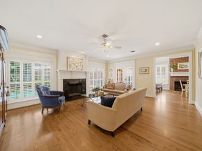 3 Martin Lane, Spring Valley Village TX 77055