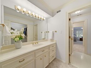 3 Martin Lane, Spring Valley Village TX 77055
