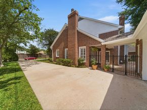 3 Martin Lane, Spring Valley Village TX 77055