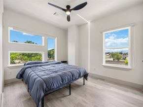 1907 Hailey Street AC, Houston TX 77026