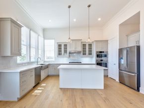 6140 Cottage Grove Lake Drive, Houston TX 77007