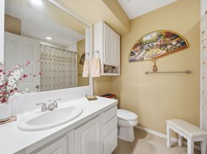 74 E Lakeridge Drive, The Woodlands TX 77381