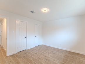 10519 Kirkwren Drive, Houston TX 77089