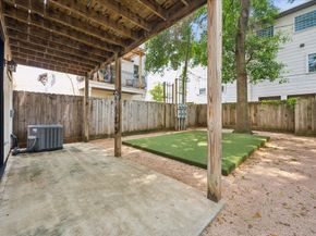 4301 Gibson Street, Houston TX 77007