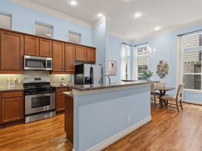2823 Sherwin Street, Houston TX 77007