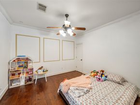 1302 Antoine Drive A, Houston TX 77055