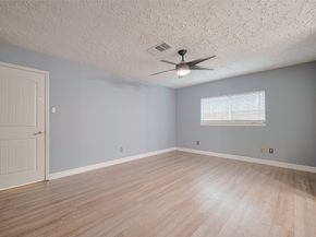 3714 Parkridge Glen Drive, Houston TX 77082