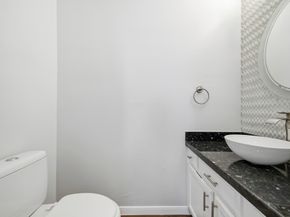 312 Wilcrest Drive 312, Houston TX 77042