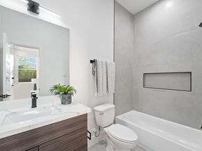 6623-6621 Katarani Drive, Houston TX 77091