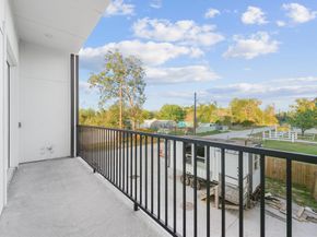 6623-6621 Katarani Drive, Houston TX 77091