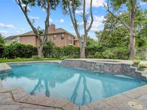 17 Shetland Isle Court, Sugar Land TX 77479