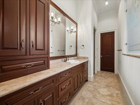 310 Tynebridge Lane, Houston TX 77024