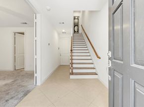 9427 London Bridge Station, Houston TX 77045