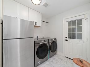 6503 Kury Lane, Houston TX 77008