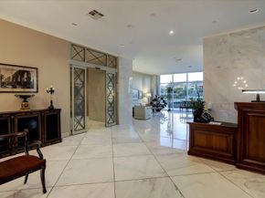 2200 Willowick Road 5C, Houston TX 77027