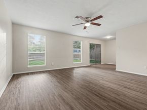 1321 N 7th Street, Conroe TX 77301
