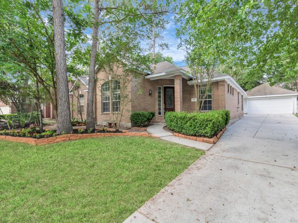 19 Long Springs Place, The Woodlands TX 77382